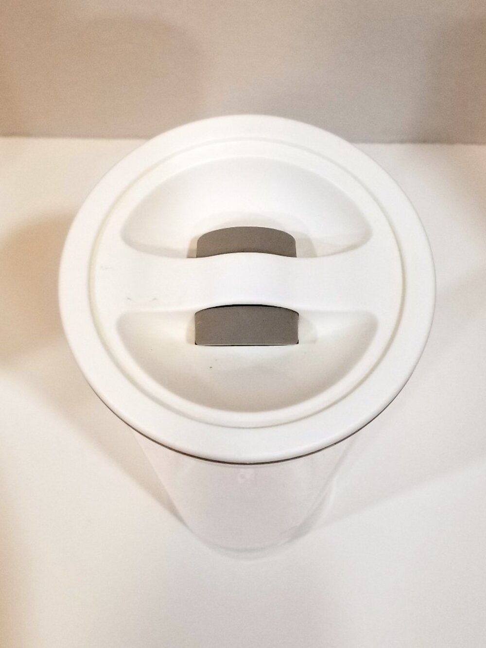 Click Clack 2.3 Quart Tall Pantry Canister, EUC - Picture 2 of 6